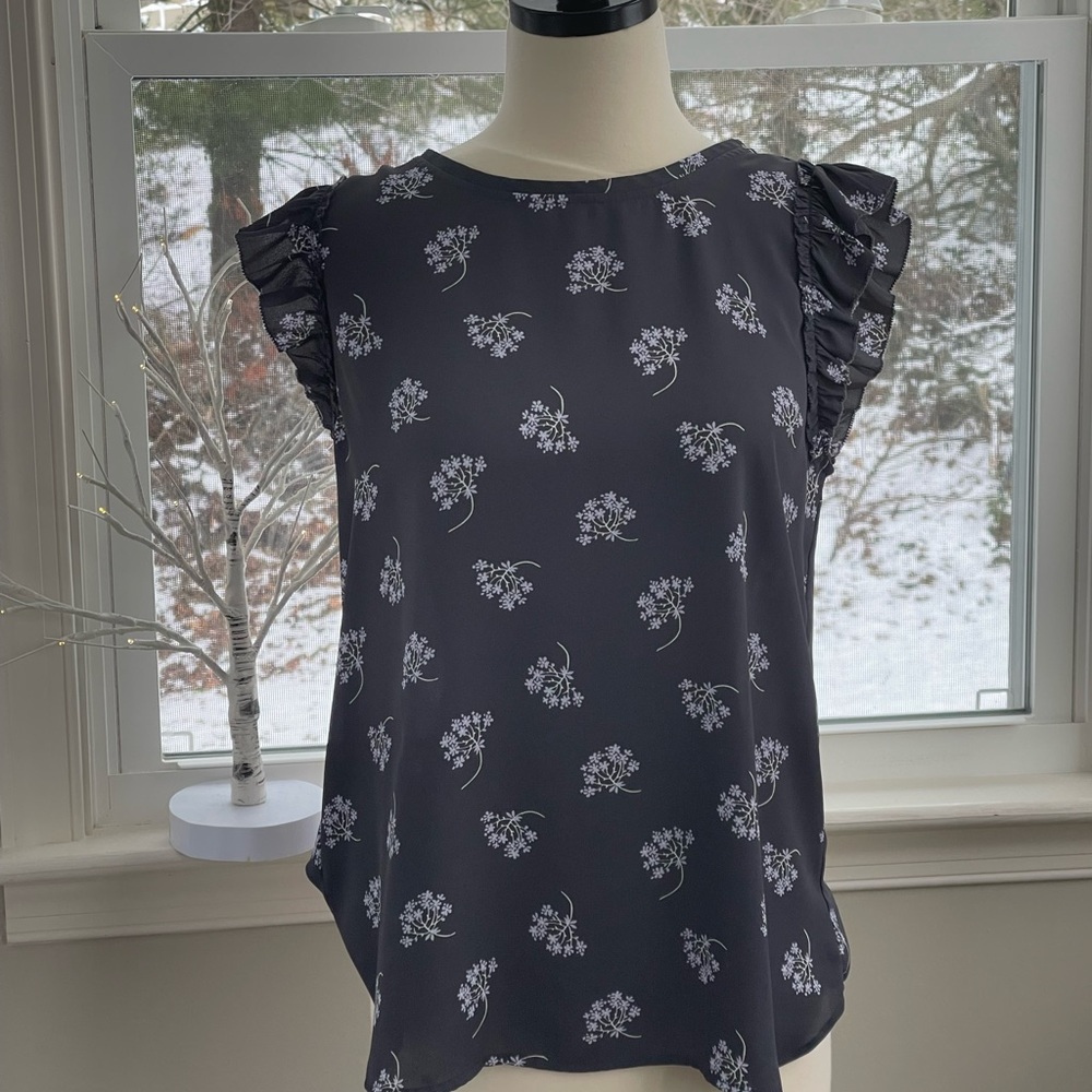 Womens size small Loft blouse